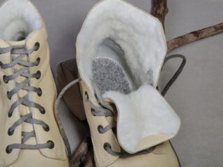 C2 barefoot shoes with wool vanilla (3)